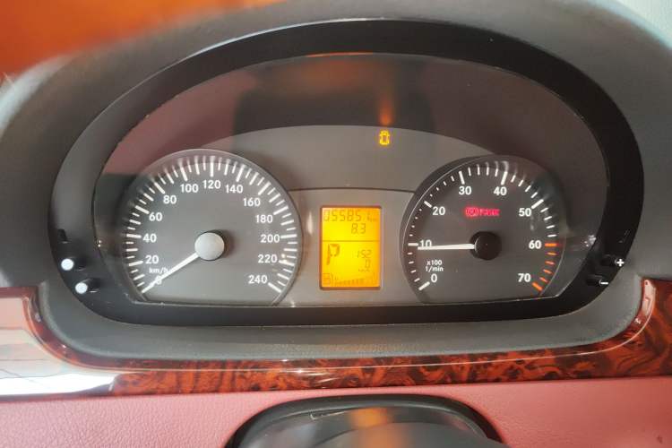 Used Karson Vito 2015 C7 3.0L Commercial Standard Model Instrument Cluster