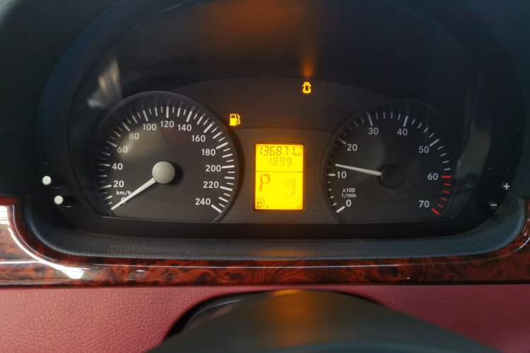 Used Karson Vito 2015 C7 3.0L Commercial Standard Model Instrument Cluster