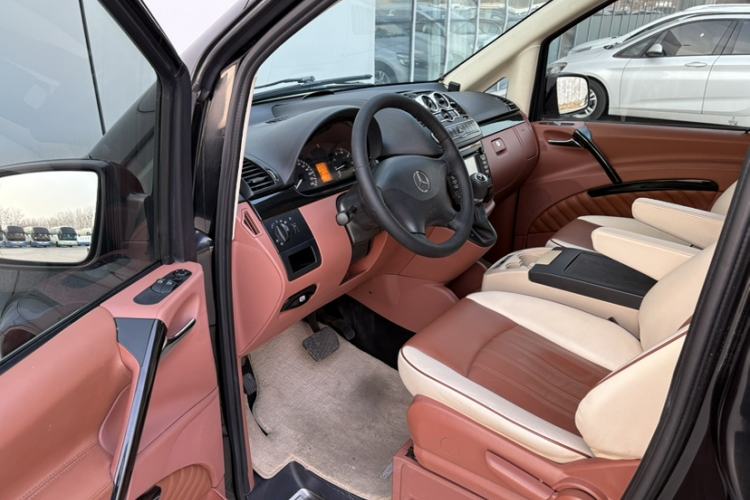 Used Karson Vito 2015 C7 3.0L Commercial Standard Model Left Front Seat