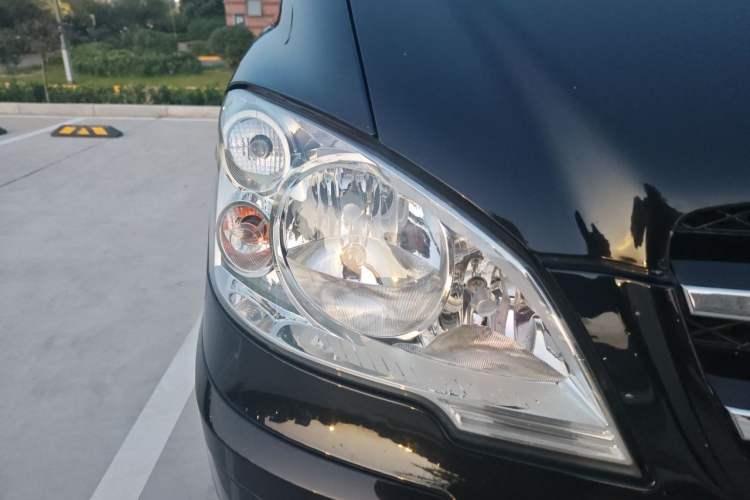 Used Karson Vito 2015 C7 3.0L Business & Luxury Class C Model Upgraded Version Right Front Headlight