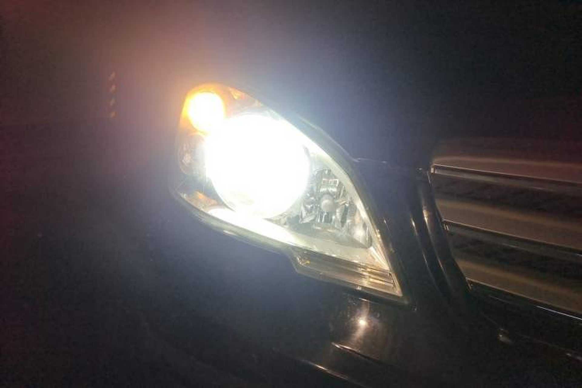 Used Karson Vito 2015 C7 3.0L Business & Luxury Model Variant C Right Front Headlight