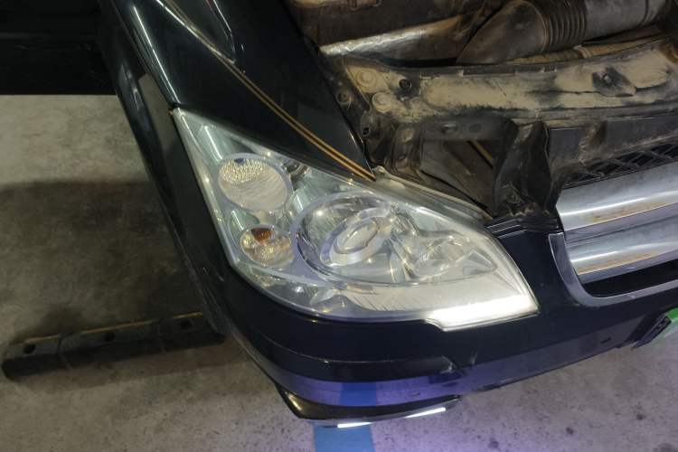 Used Karson Vito  Right Front Headlight