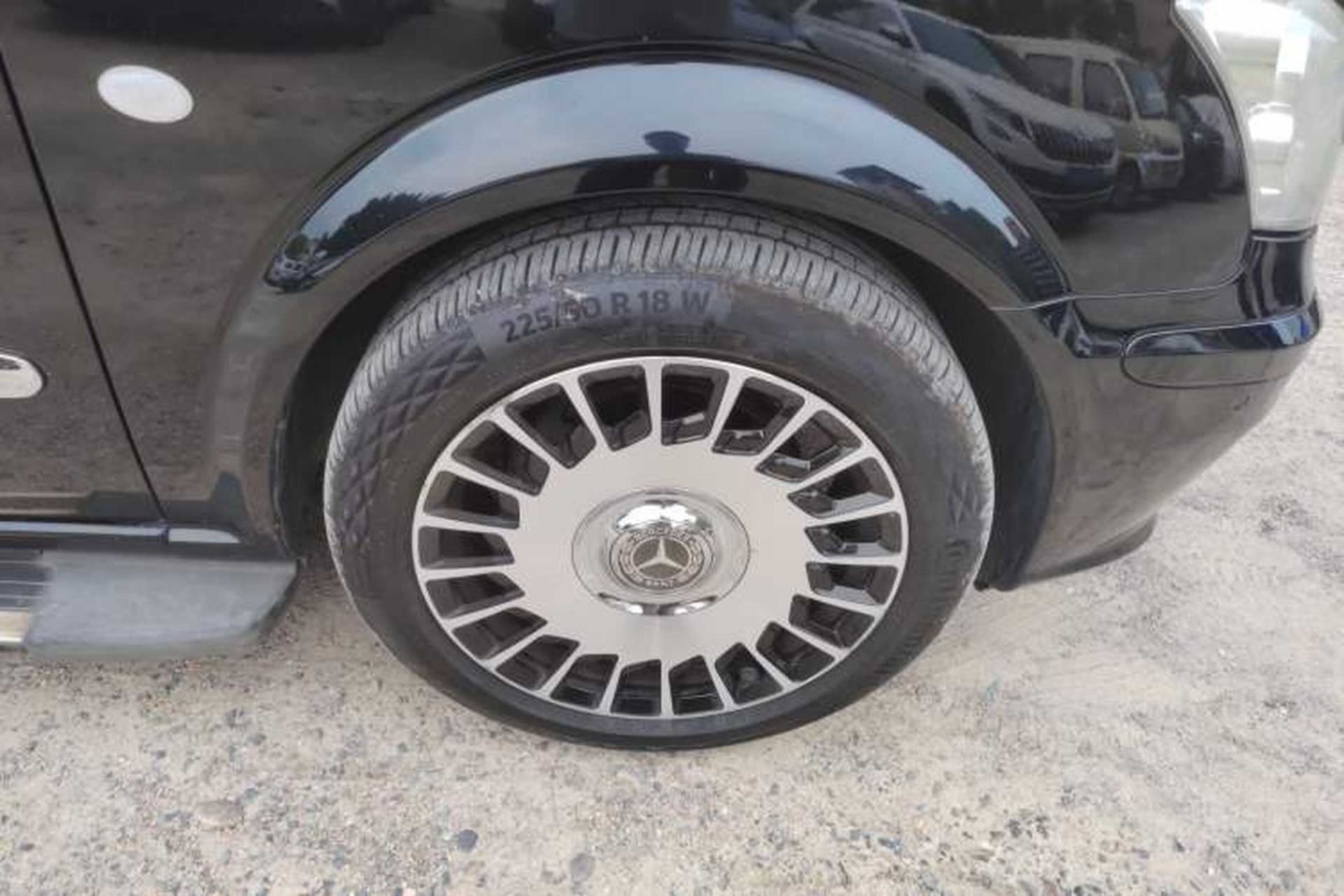 Used Karson Vito 2015 C7 3.0L Commercial Standard Model Right Front Wheel Hub