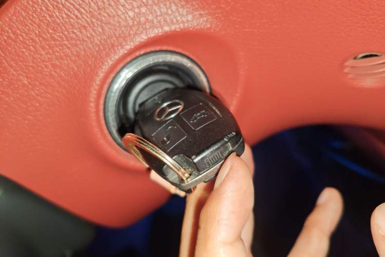Used Karson Vito 2015 C7 3.0L Commercial Standard Model Vehicle Key