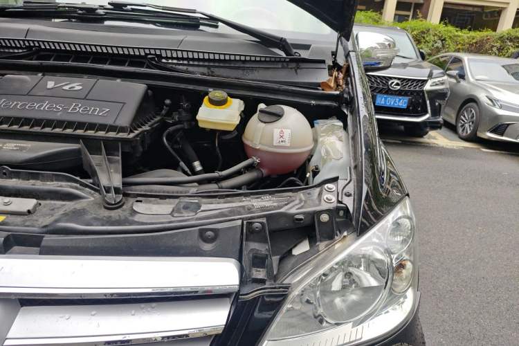 Used Karson Vito  Engine Bay Left