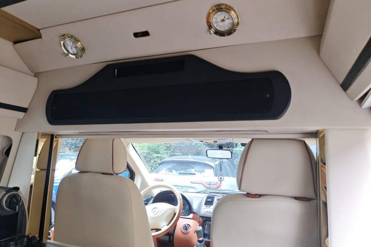 Used Karson Vito  Headliner