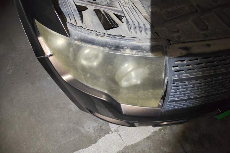 Used Kawei K1 2014 3.2T Two-Wheel Drive Comfort Trim Right Front Headlight