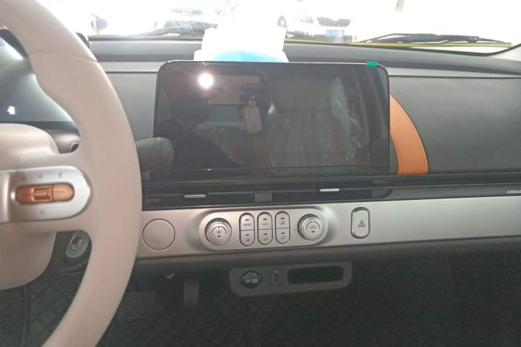 Used Kawei K1 2015 3.2T Base Version Audio And AC Panel