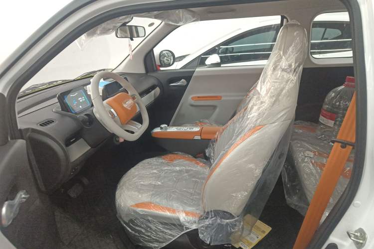 Used Kawei K1 2015 3.2T Base Version Left Front Seat