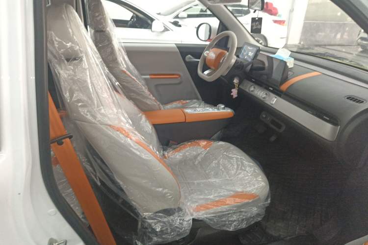 Used Kawei K1 2015 3.2T Base Version Right Front Seat