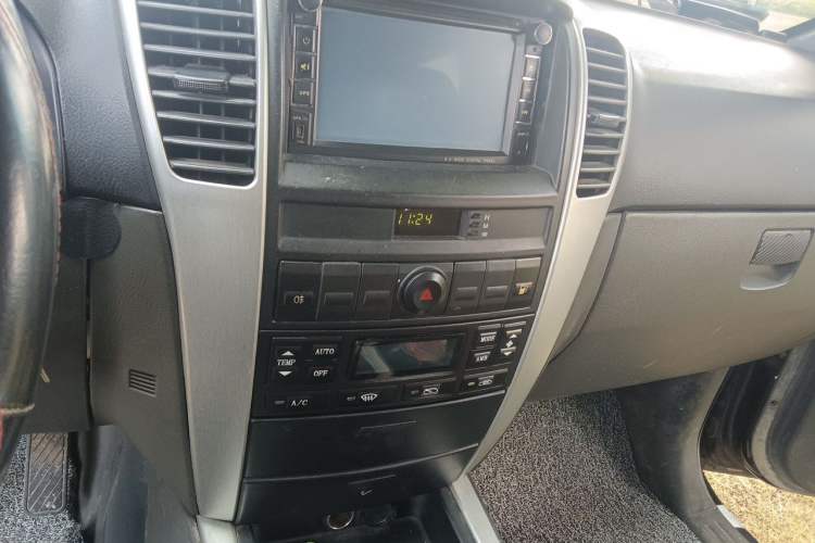Used Kawei K1 2016 2.4L Gasoline 4WD 4G69S4N Audio And AC Panel