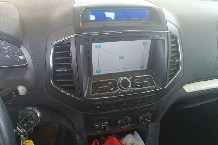 Used Kawei K1 2017 2.4L Gasoline Two-Wheel Drive 4G69S4N Audio And AC Panel
