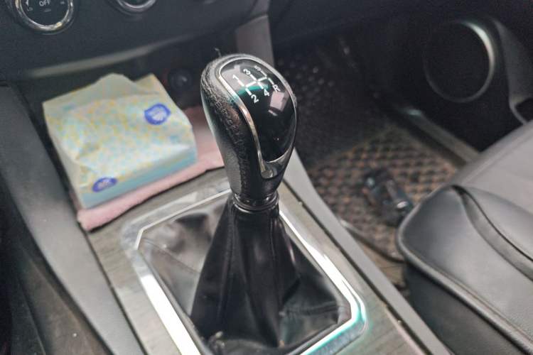 Used Kawei K150 2017 2.4L Two-Wheel Drive Comfort Version 4G69S4N Gear Lever