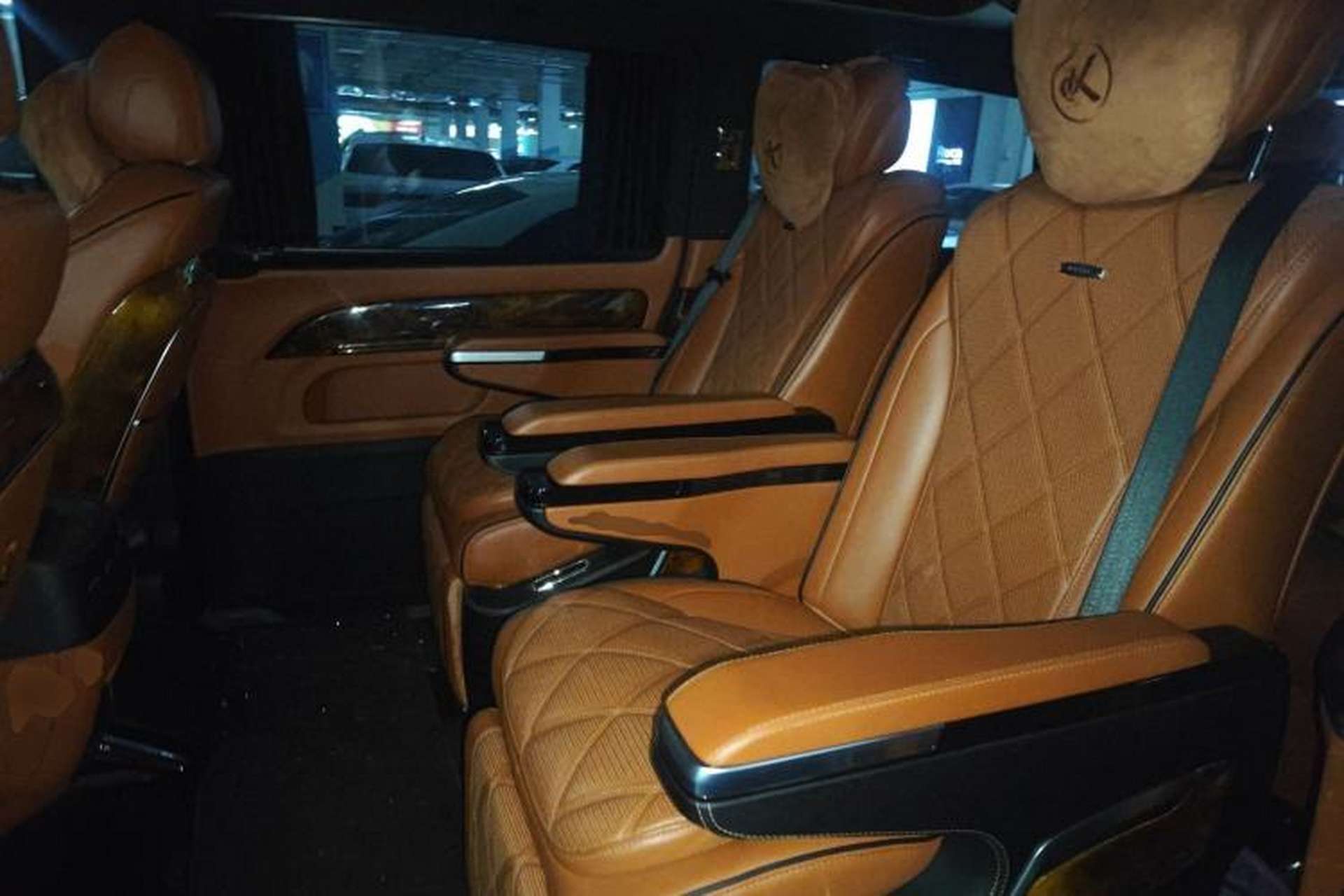 Used KEDE Bach 2023 2.0T Bach VH3 7-Seater Left Rear Seat