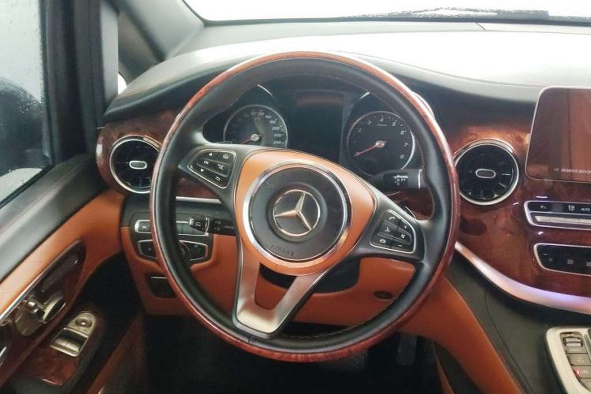 Used KEDE Bach 2023 2.0T Bach VH7 7-Seater Steering Wheel