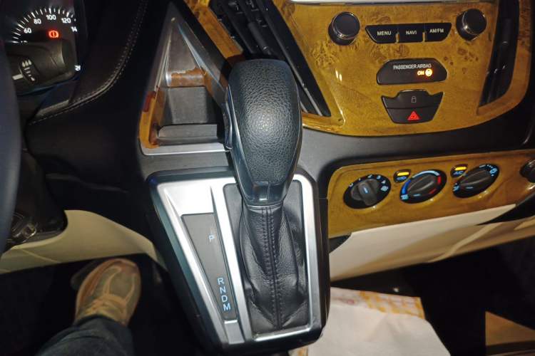 Used KEDE Diya 2022 2.0T Diya Yaoying Gear Lever