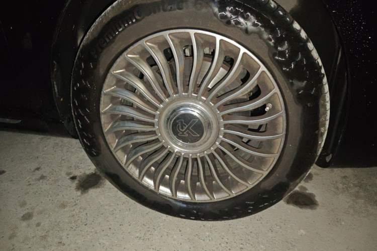Used KEDE Everest 2025 2.0T Summit MH7 Business Edition Right Front Wheel Hub