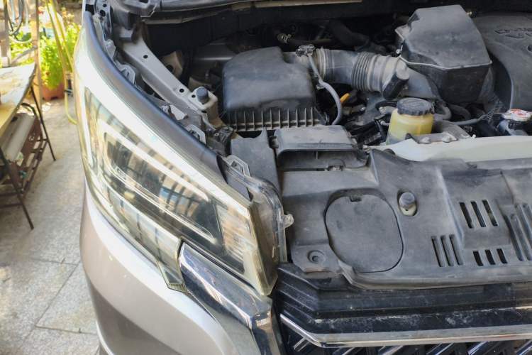 Used KEDE WALD  Engine Bay Right