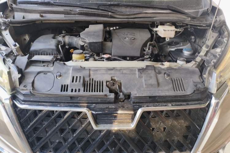 Used KEDE WALD  Engine Bay