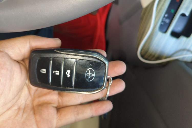 Used KEDE WALD  Vehicle Key
