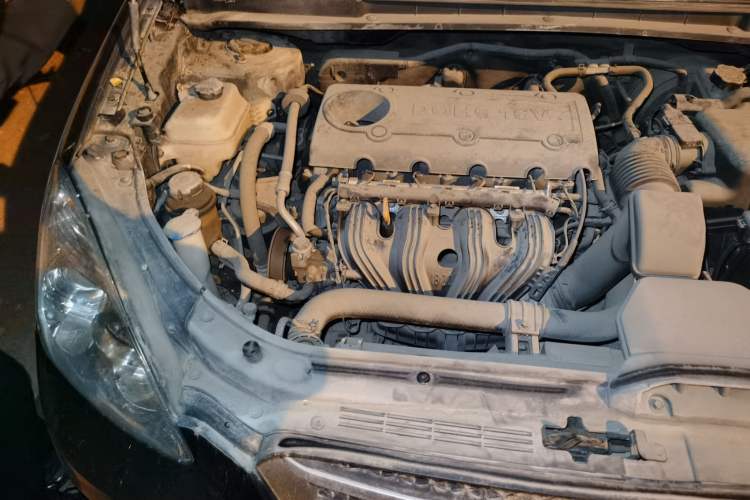 Used Kia 2007 2.0L 5-Seater Comfort Edition Engine Bay Right