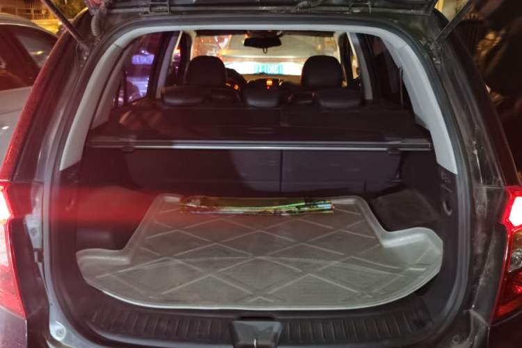 Used Kia 2007 2.0L 5-Seater Comfort Edition Trunk