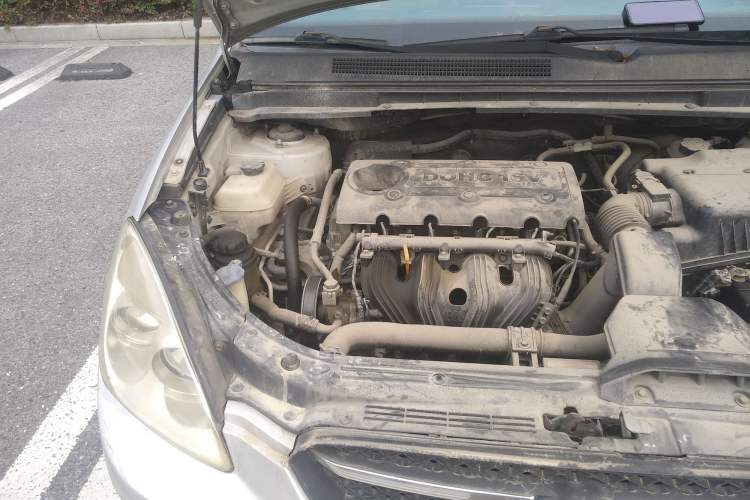 Used Kia 2007 2.0L 7-Seater Comfort Edition Engine Bay Right