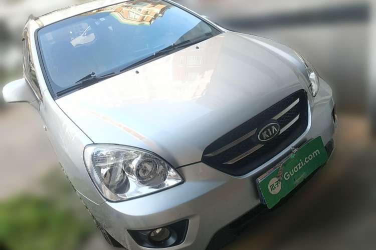 Used Kia 2007 2.0L 7-Seater Comfort Edition Front Right 45 Deg