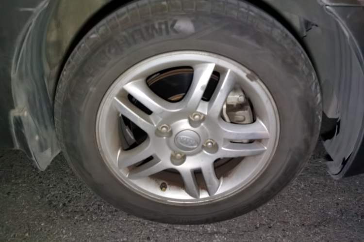 Used Kia 2008 European-style 1.6 AT GL Right Front Wheel Hub