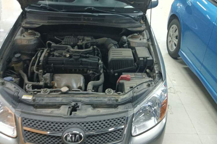 Used Kia 2008 European-style 1.6 MT GL Engine Bay Left