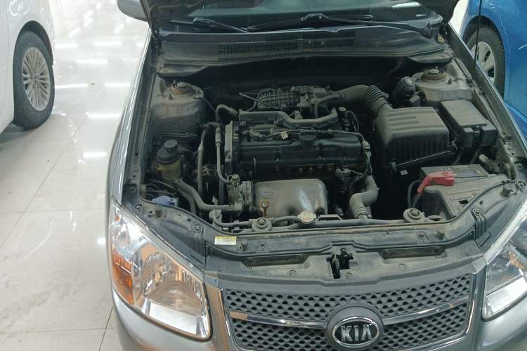 Used Kia 2008 European-style 1.6 MT GL Engine Bay Right