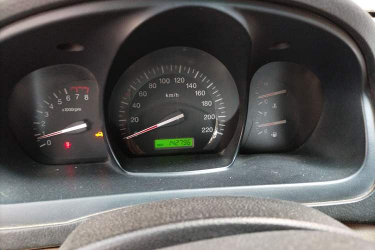 Used Kia 2008 European-style 1.6 MT GL Odometer Close Up