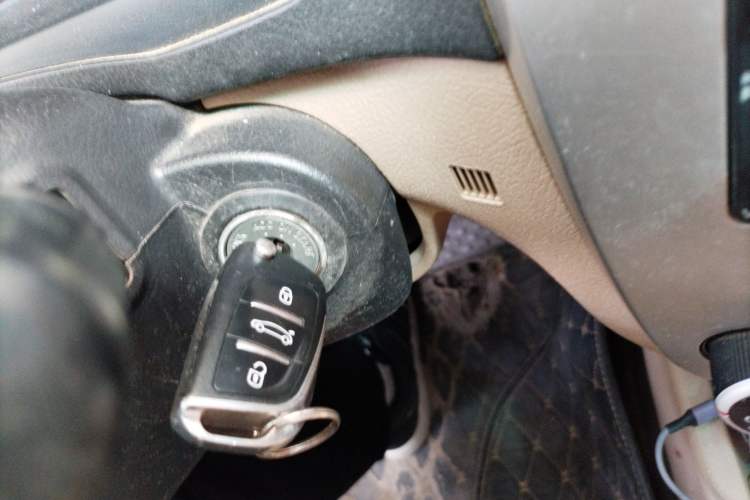 Used Kia 2008 European-style 1.6 MT GL Vehicle Key