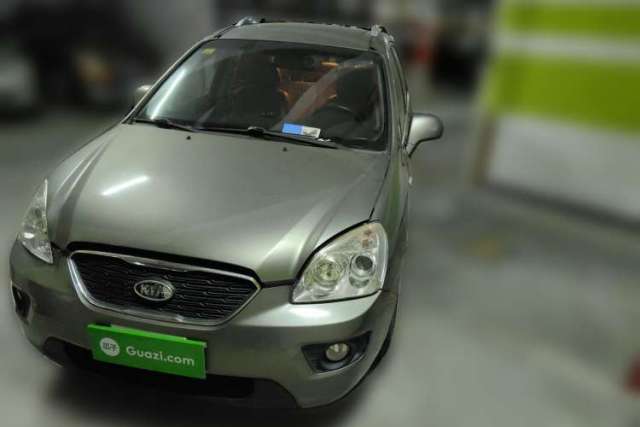 Kia 2011 2.0L 7-Seater Automatic Standard Edition d’occasion