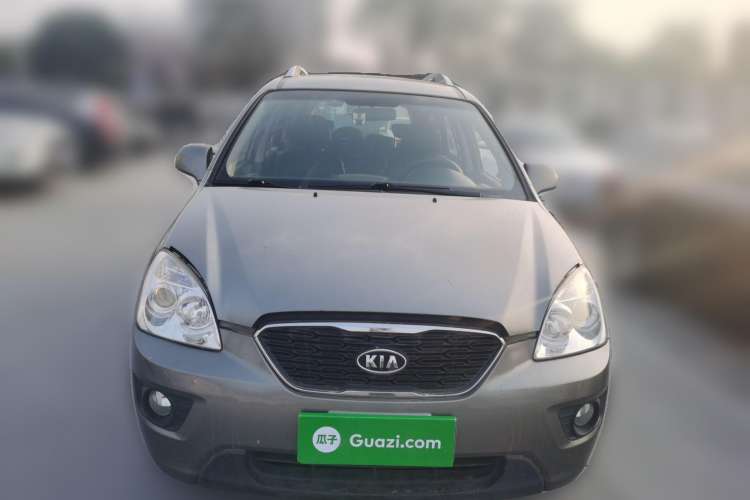 Used Kia 2011 2.0L 7-Seater Automatic Standard Edition Front