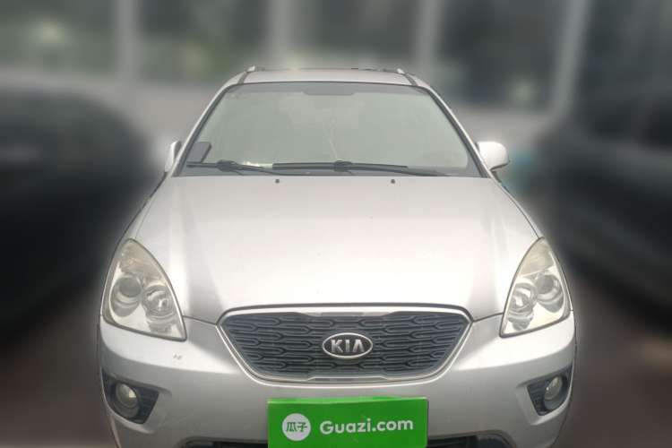 Used Kia 2011 2.0L 7-Seater Automatic Standard Edition Front