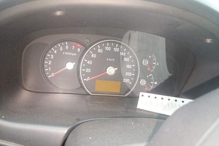 Used Kia 2011 2.0L 7-Seater Automatic Standard Edition Instrument Cluster