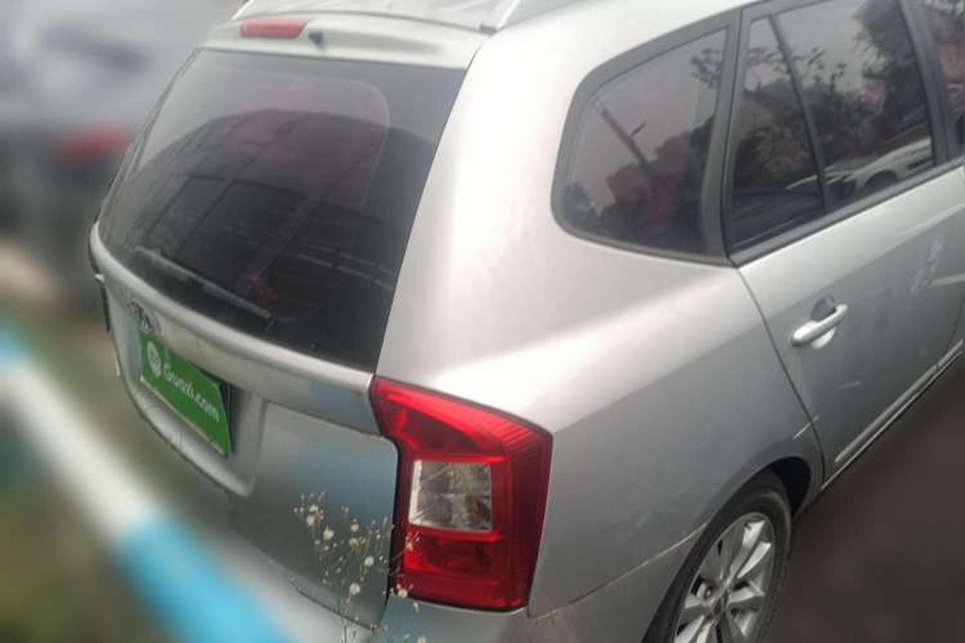 Used Kia 2011 2.0L 7-Seater Automatic Standard Edition Rear Right 45 Deg