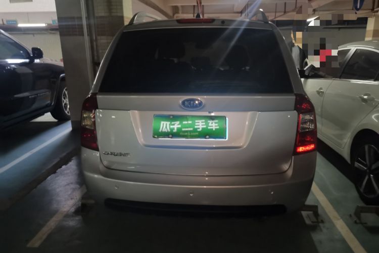 Used Kia 2011 2.0L 7-Seater Automatic Standard Edition Trunk
