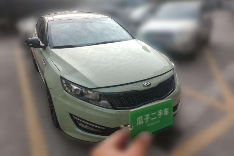 Used Kia 2012 2.0L Automatic DLX Front Right 45 Deg