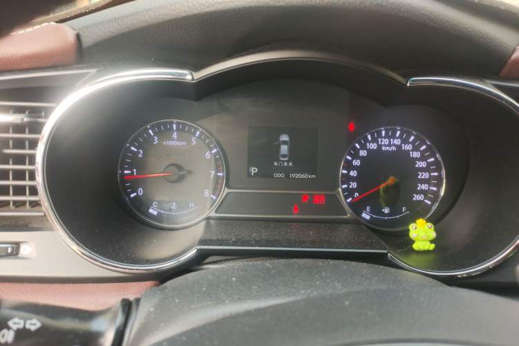 Used Kia 2012 2.0L Automatic DLX Instrument Cluster