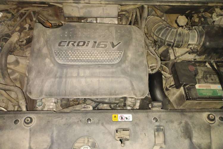 Used Kia 2013 2.2T VQ-R Luxury Edition Engine Bay