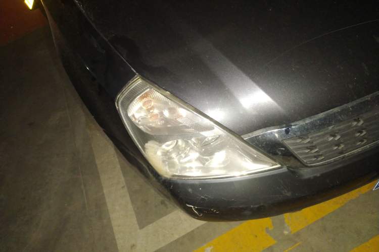 Used Kia 2013 2.2T VQ-R Luxury Edition Right Front Headlight