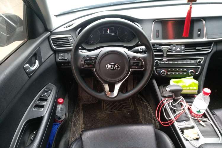 Used Kia 2016 2.0L Hybrid GLS Steering Wheel