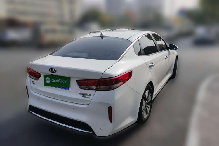 Used Kia 2016 2.0L Hybrid GLS Rear Right 45 Deg