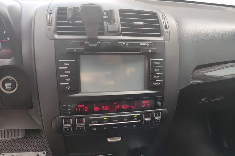 Used Kia Borrego 2008 3.8L Luxury Edition China IV Audio And AC Panel