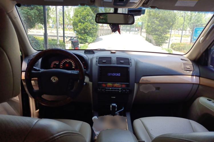 Used Kia Borrego 2008 3.8L Luxury Edition China IV Center Console