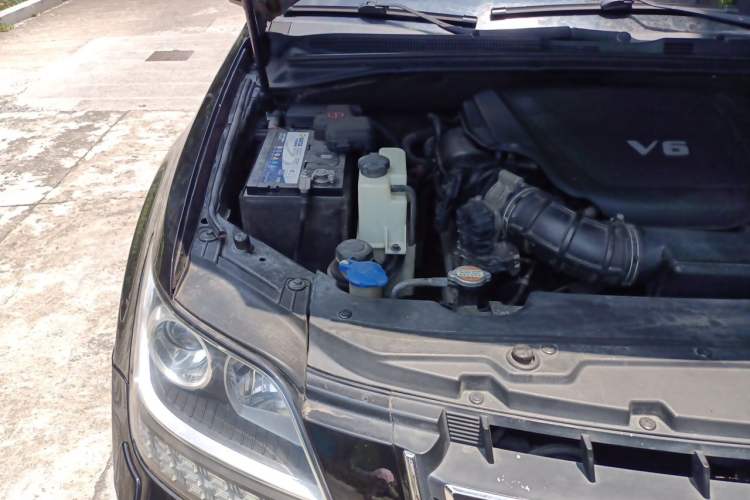 Used Kia Borrego 2008 3.8L Luxury Edition China IV Engine Bay Right