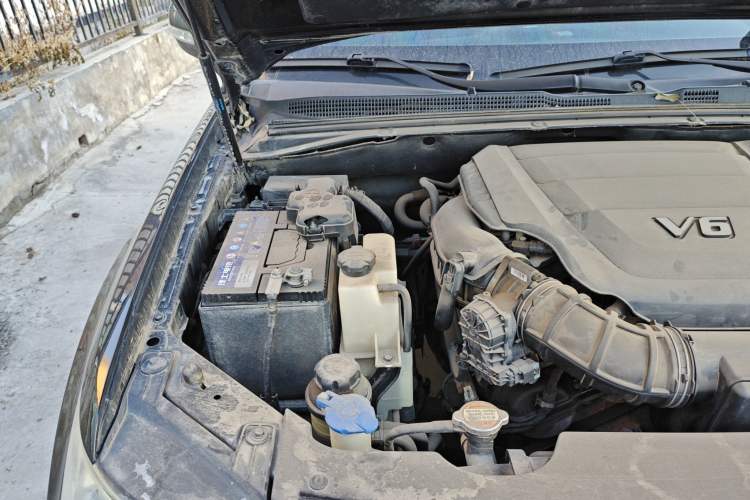 Used Kia Borrego 2008 3.8L Luxury Edition China IV Engine Bay Right