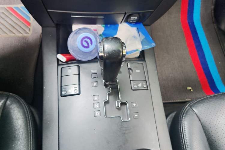 Used Kia Borrego 2008 3.8L Luxury Edition China IV Gear Lever